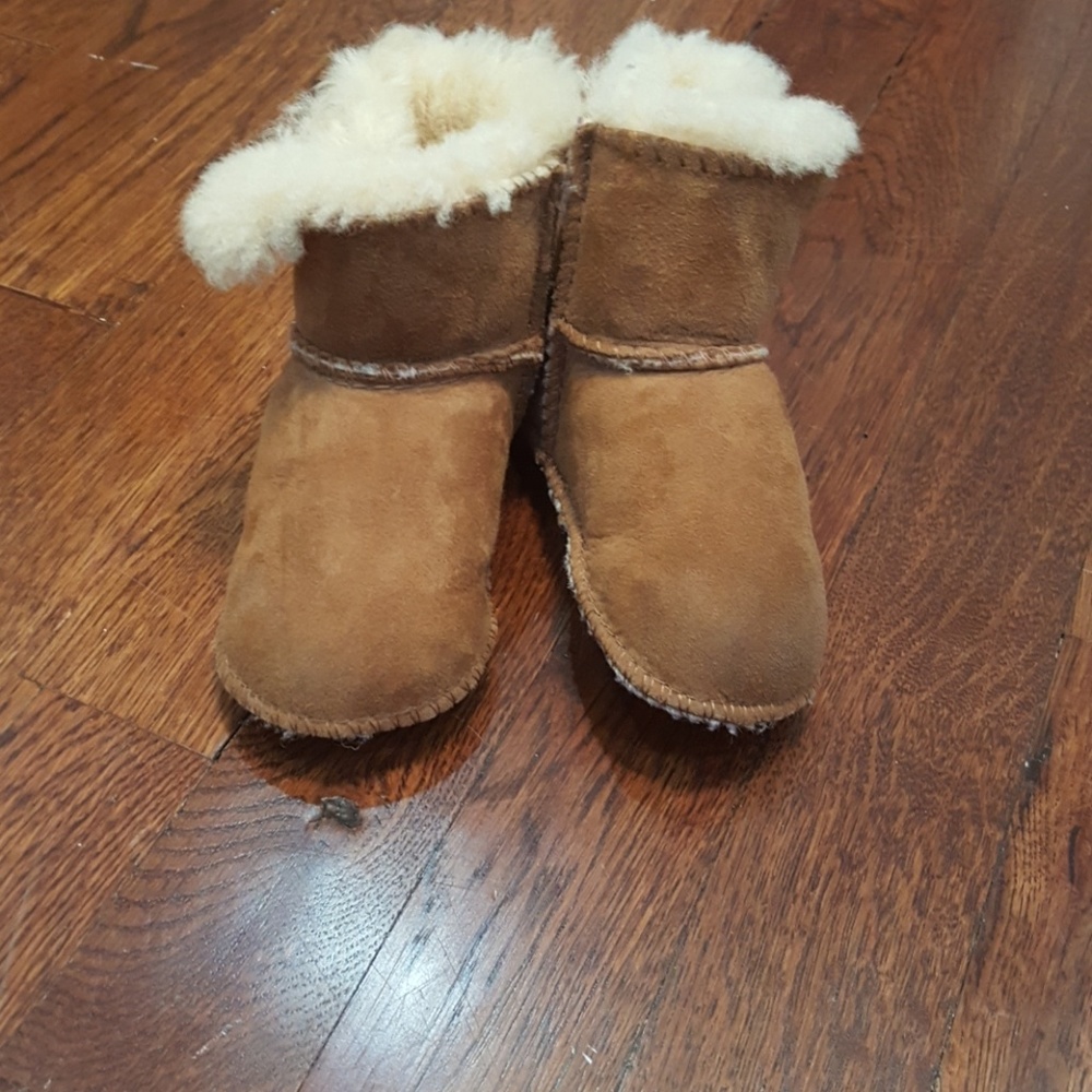 Ugg infant boot